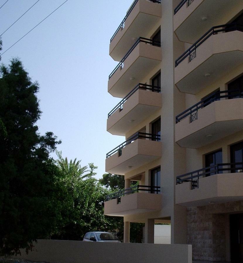 St. Lazaros Seaside Apartment 拉纳卡 外观 照片